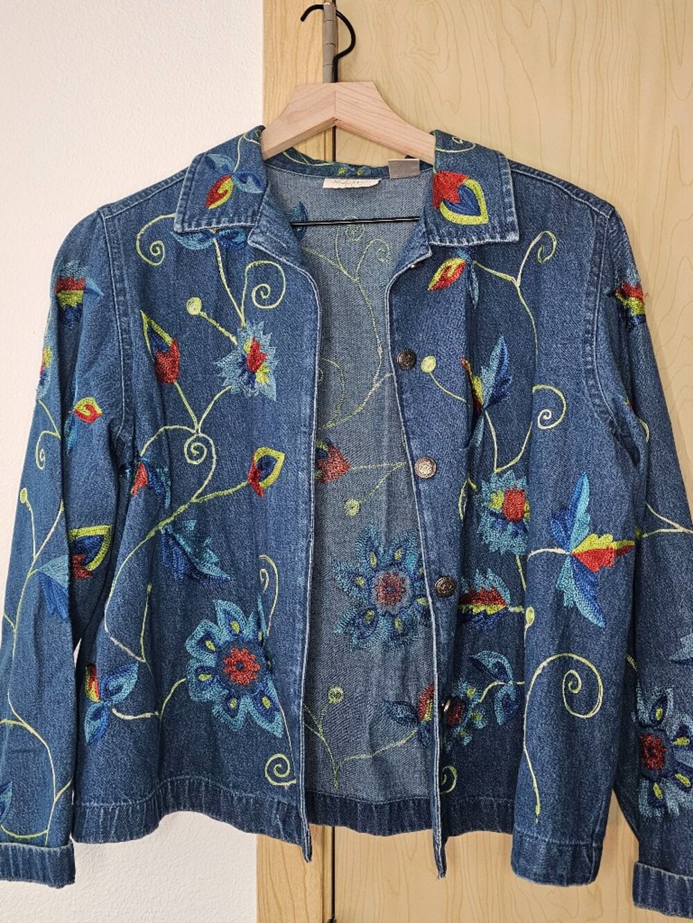 Embroidery jean jacket